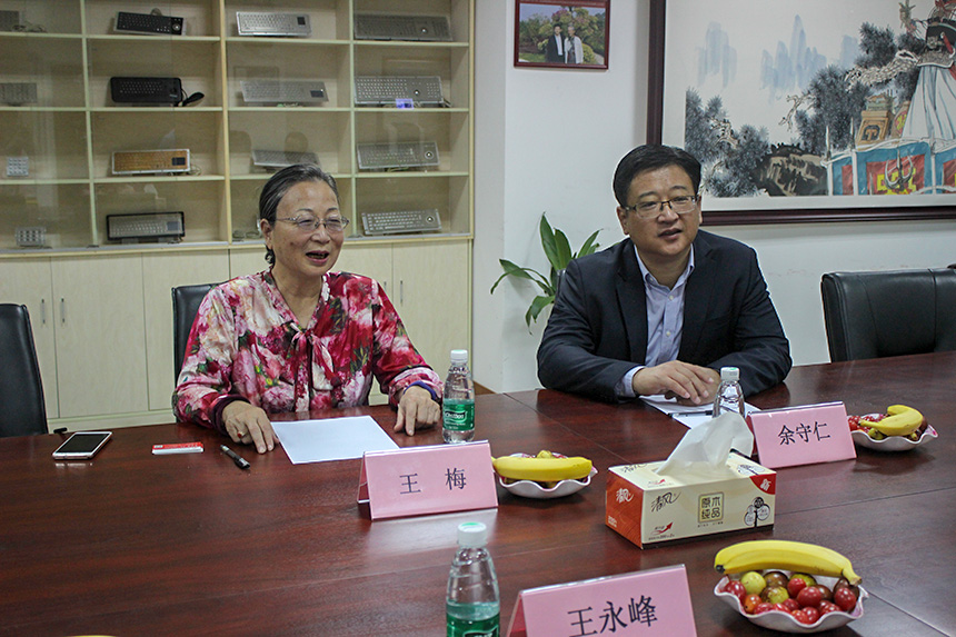 瑞展科技王梅董事長、余守仁總經(jīng)理蒞臨旭子科技指導工作